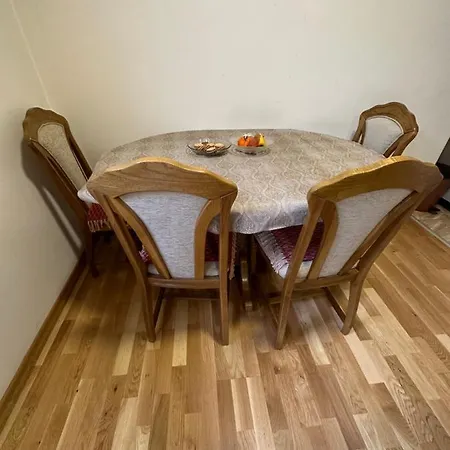 Selena Apartment *
