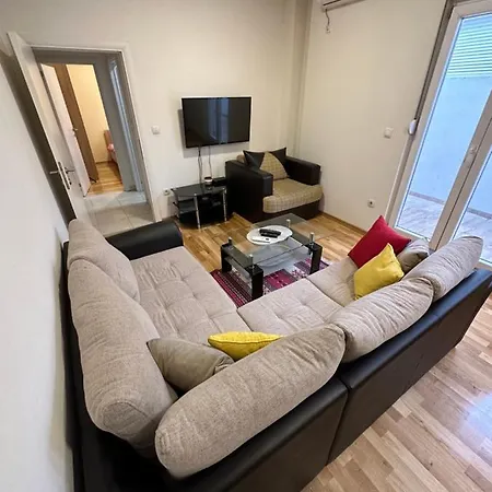 Selena Apartment